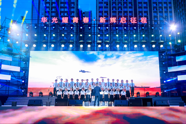 校園文藝演出舞臺(tái),學(xué)校表演舞臺(tái),戶外舞臺(tái)搭建,舞臺(tái)燈光音視頻,舞臺(tái)燈光音視頻設(shè)計(jì),舞臺(tái)設(shè)備租賃