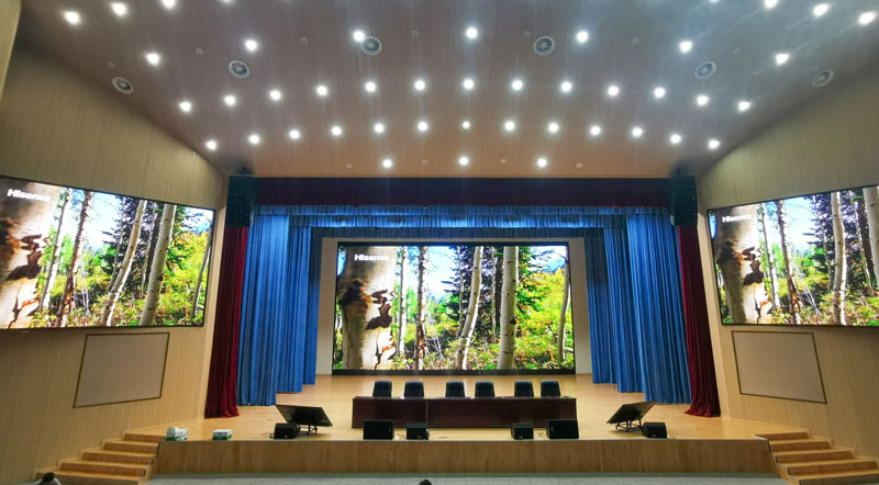 成都市第二十中學(xué)多功能廳燈光音響LED顯示屏及會議系統(tǒng)