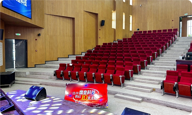 智啟未來——南充營(yíng)山小橋中學(xué)多功能廳舞臺(tái)燈光音響LED顯示屏建設(shè)紀(jì)實(shí)