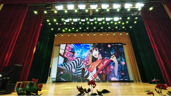 西昌中小學(xué)報(bào)告廳舞臺(tái)燈光音響安裝工程需要多少錢